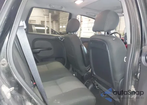 2005 Chrysler Pt Cruiser Limited z USA, uszkodzony, nr VIN 3C8FY68B95T519018